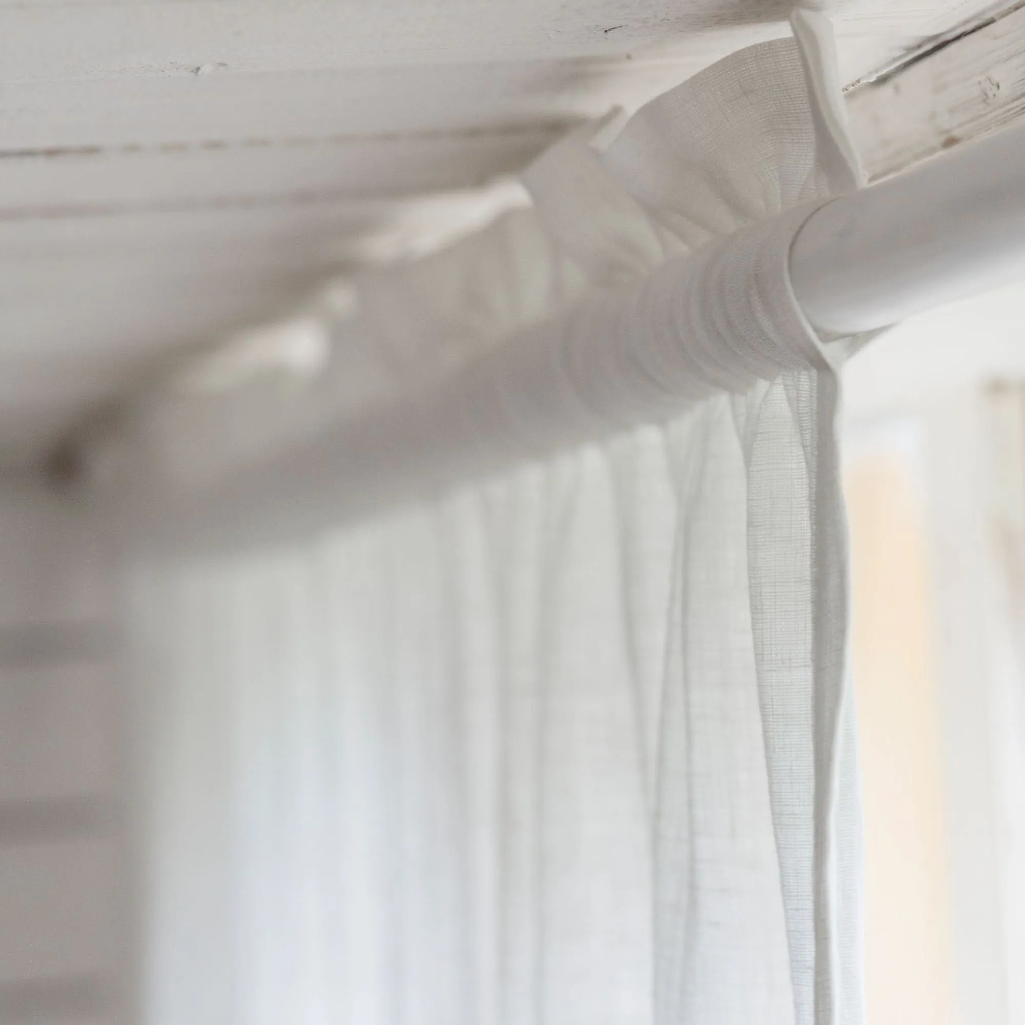 Linen curtains with rod pocket and decorative crown