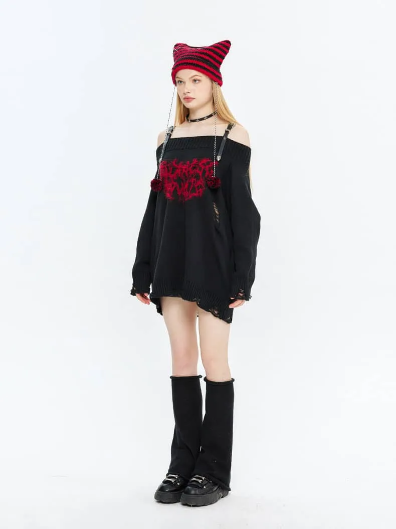 Loose-fitting sweater with one-shoulder design