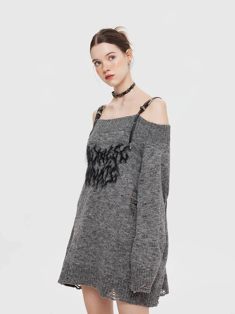 Loose-fitting sweater with one-shoulder design